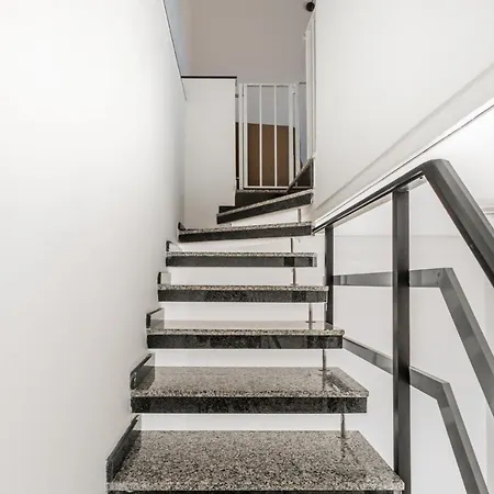 Artemide: Mansarda Vista Mare Apartment