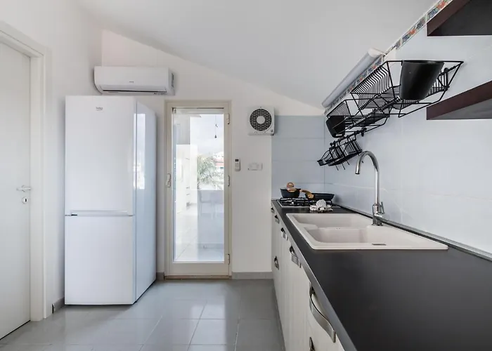 Artemide: Mansarda Vista Mare Apartamento Marina di Ragusa